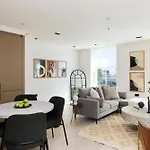 The Notting Hill Gate Wonder - Modern 2Bdr Flat