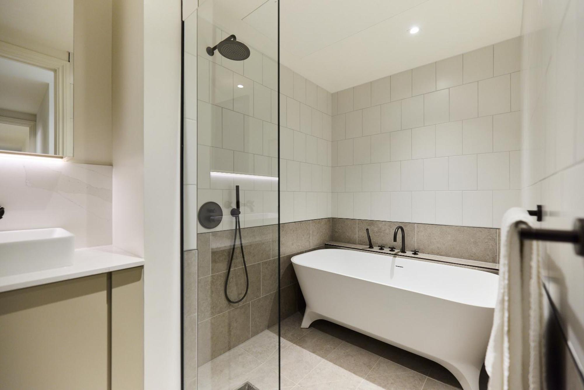 The Notting Hill Gate Wonder - Modern 2bdr Flat *